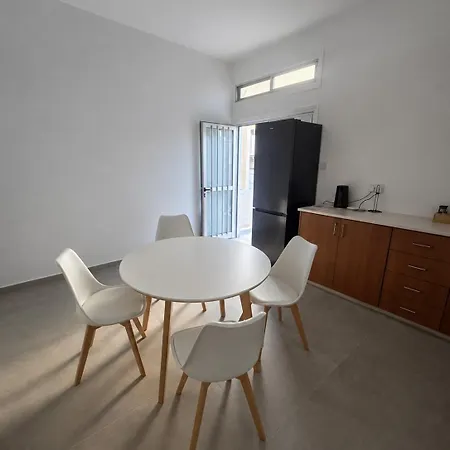Maestro Ermou House * Larnaca